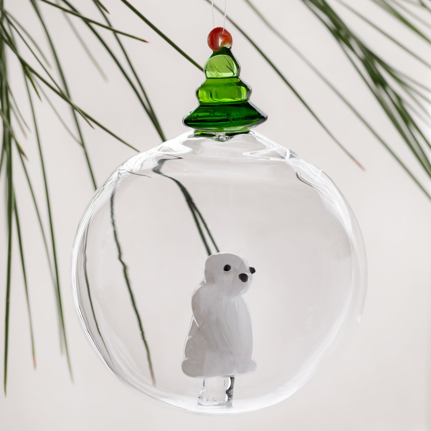 Ichendorf Milano White Bear and Green Christmas Tree Ornament