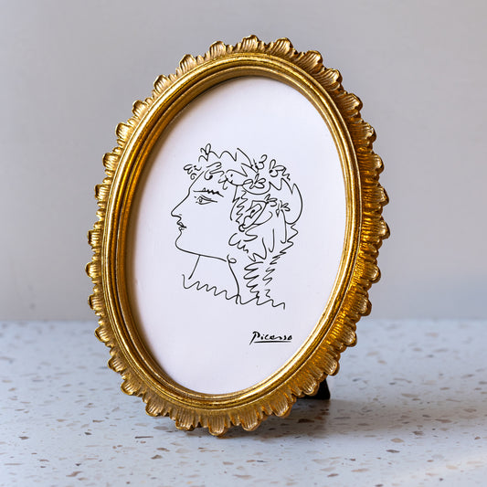 Ornate Falcate Golden Filigree Picture Frame (5"x7")