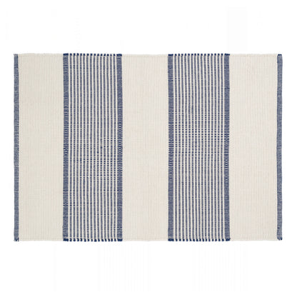 La Mirada Navy/Natural Woven Rug (2'x3')