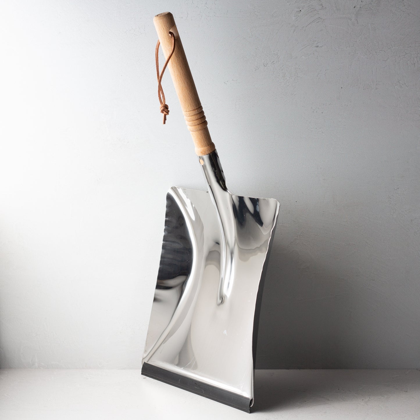 Redecker Handmade Stainless Steel DustPan with Leather Hanging Loop