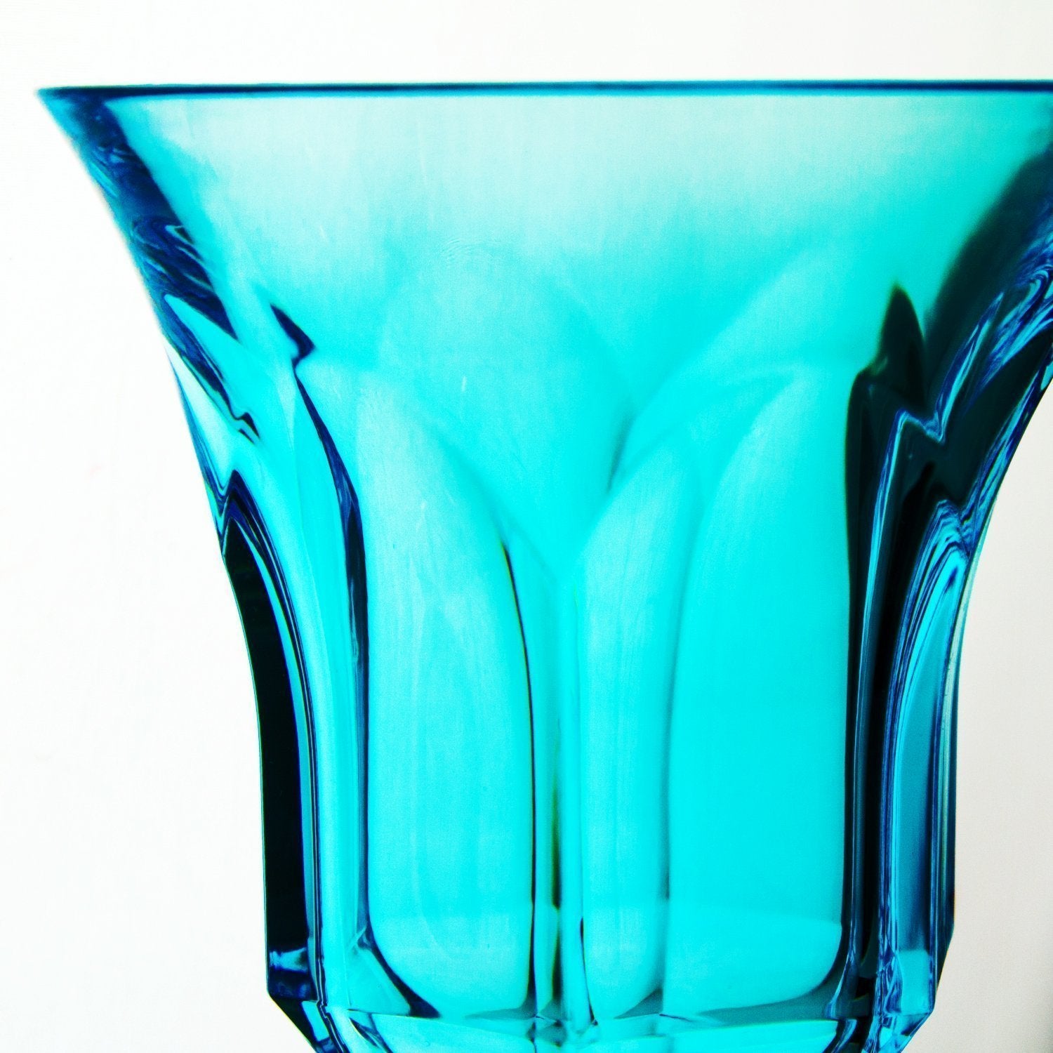 Turquoise Acrylic Victoria & Albert Water Glass (6oz)